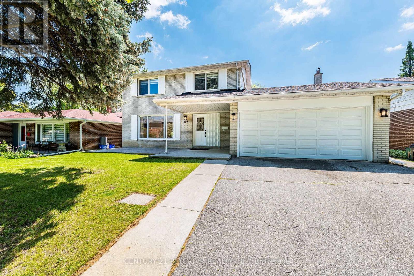 MLS® listing #29829578 for sale located at 42 BROADFIELD DRIVE