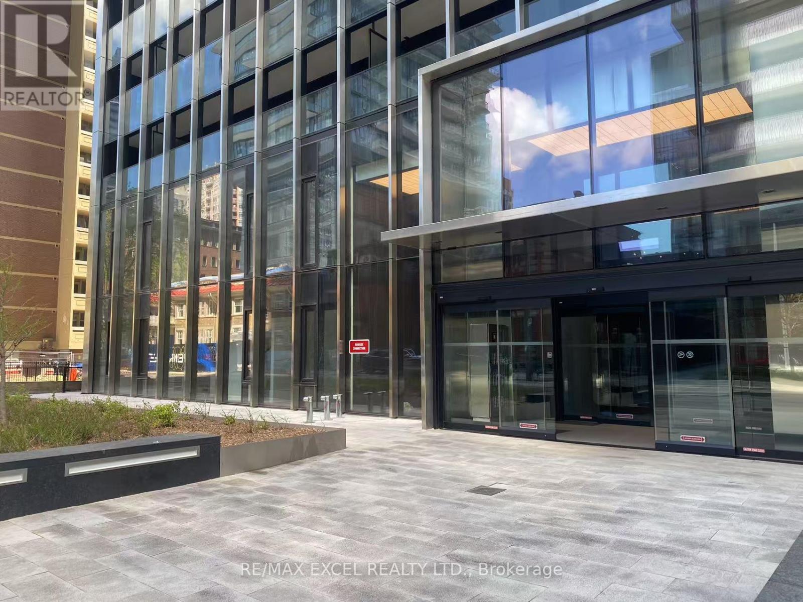 MLS® listing #29830258 for sale located at 2803 - 55 CHARLES STREET E