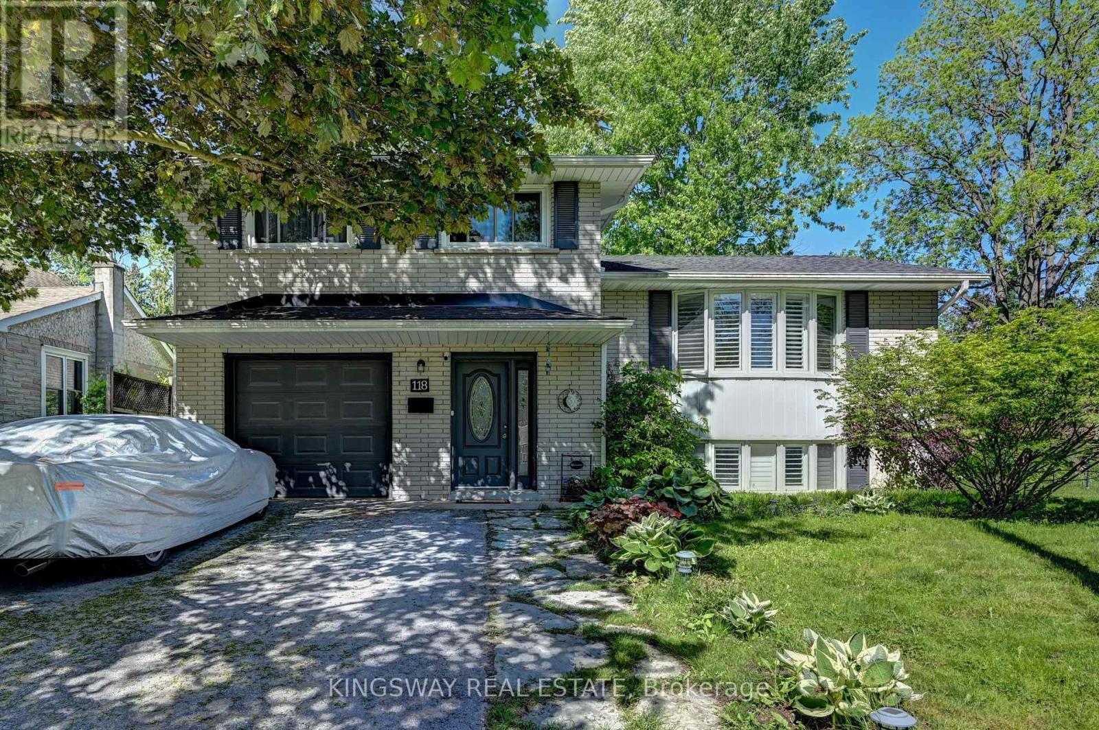 MLS® listing #29830267 for sale located at 118 ADAM STREET