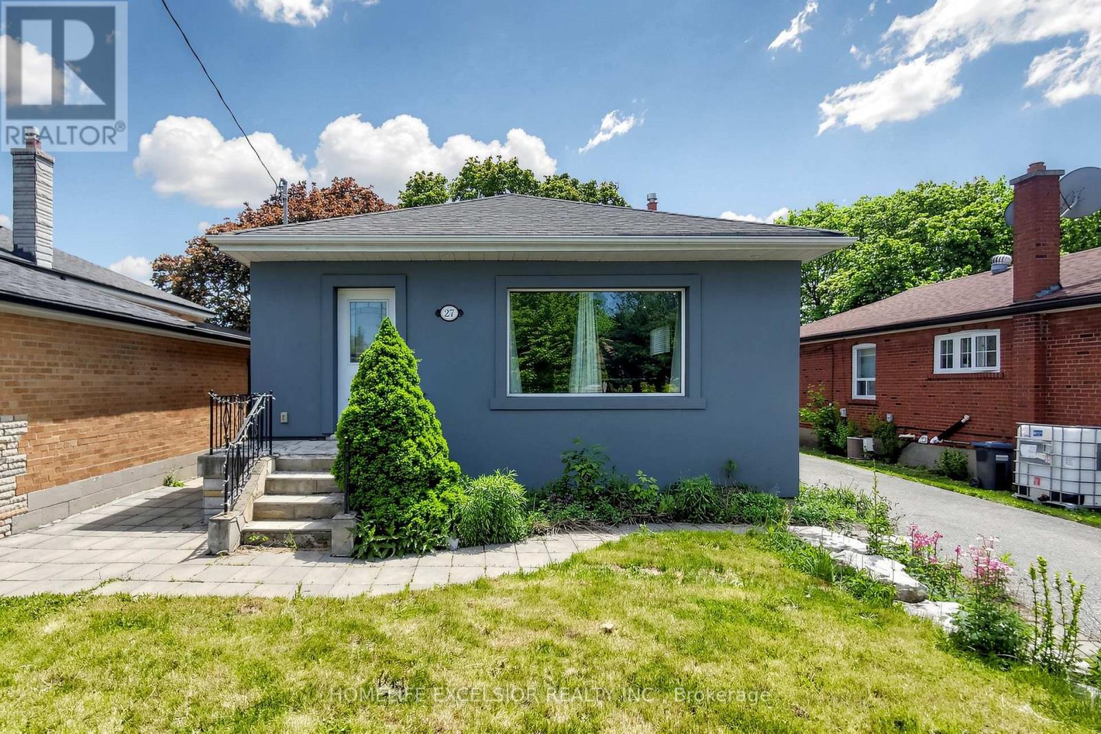 MLS® listing #29830607 for sale located at 27 JAPONICA ROAD