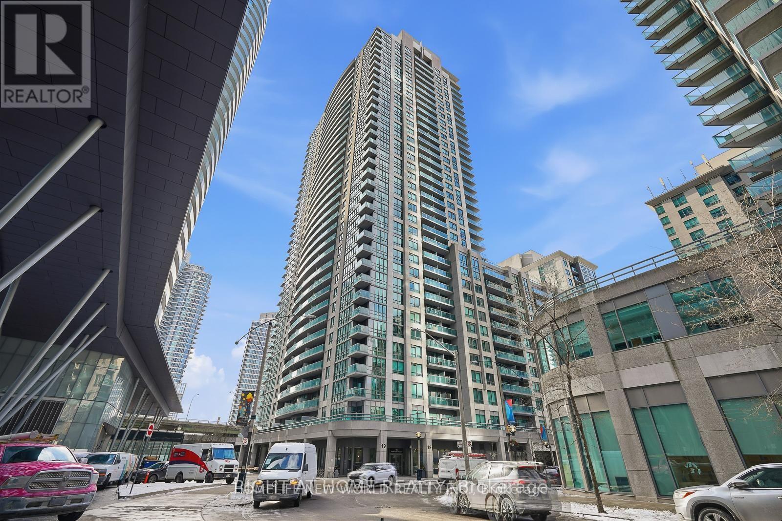 MLS® listing #29831239 for sale located at 2506 - 19 GRAND TRUNK CRESCENT