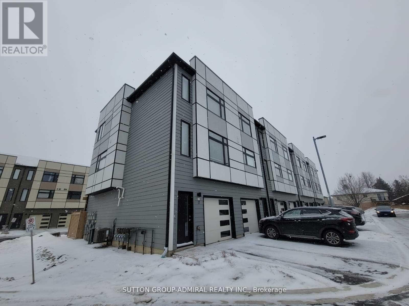 MLS® listing #29831287 for sale located at 17 - 540 ESSA ROAD