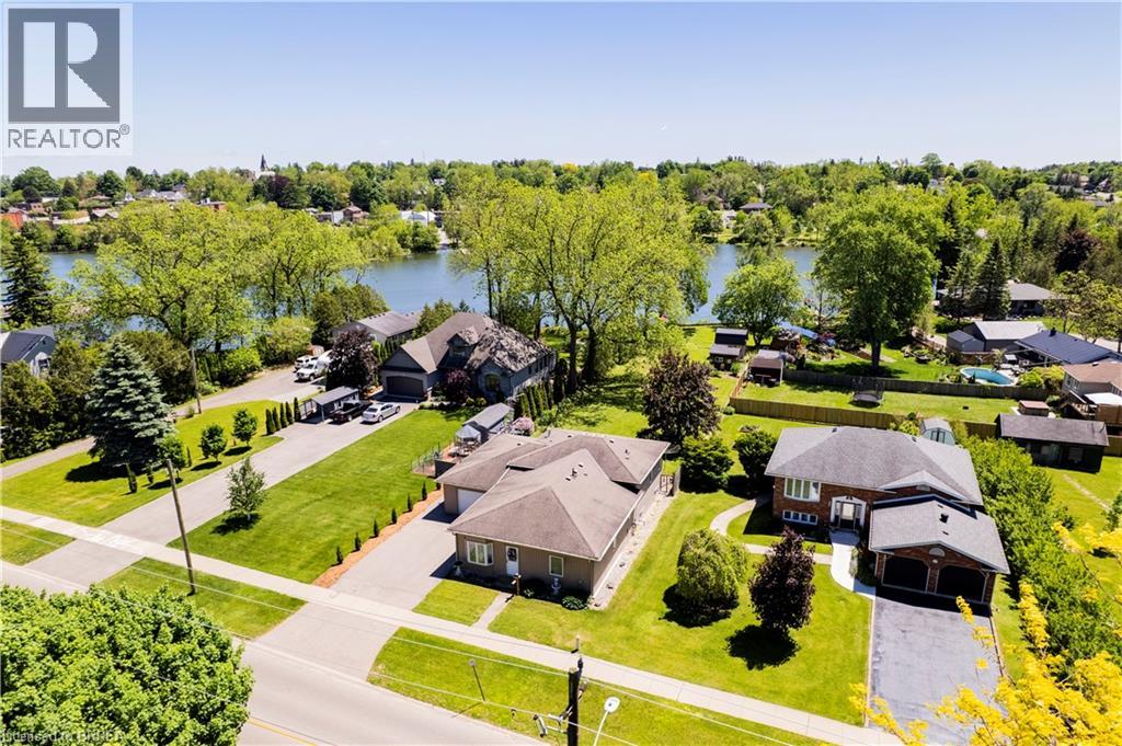 MLS® listing #29831302 for sale located at 100 MECHANIC Street W
