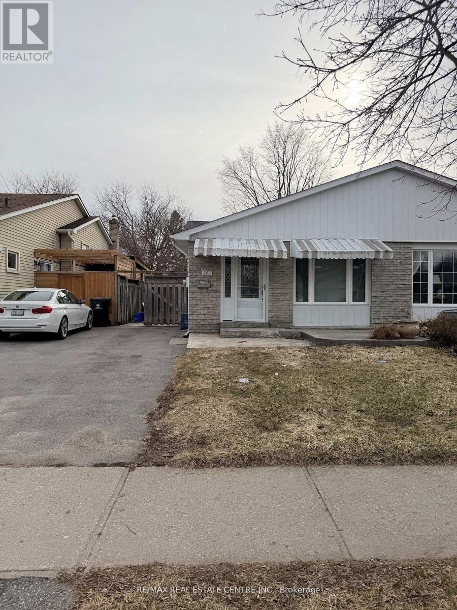 MLS® listing #29831517 for sale located at 245 HERITAGE DRIVE