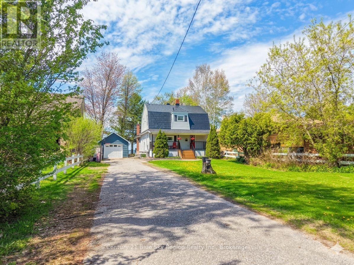MLS® listing #29832639 for sale located at 935 LEASK AVENUE