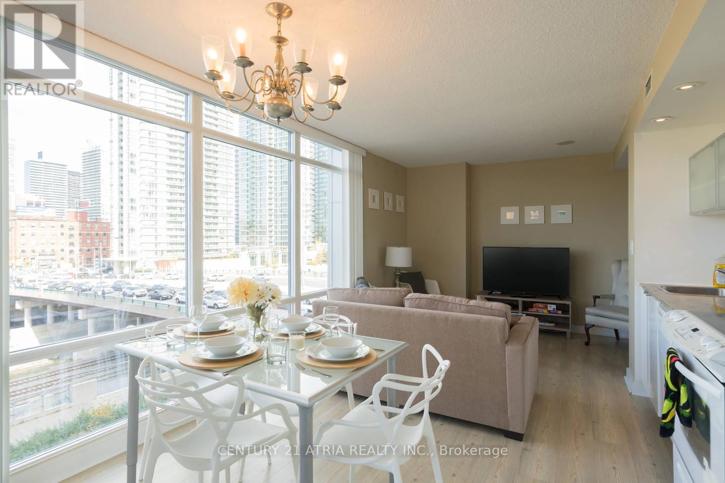 MLS® listing #29832797 for sale located at 302 - 4K SPADINA AVENUE
