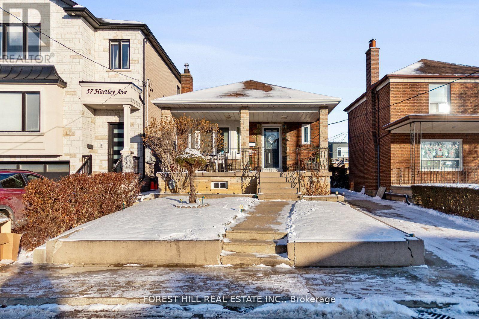 MLS® listing #29832913 for sale located at MAIN - 55 HARTLEY AVENUE