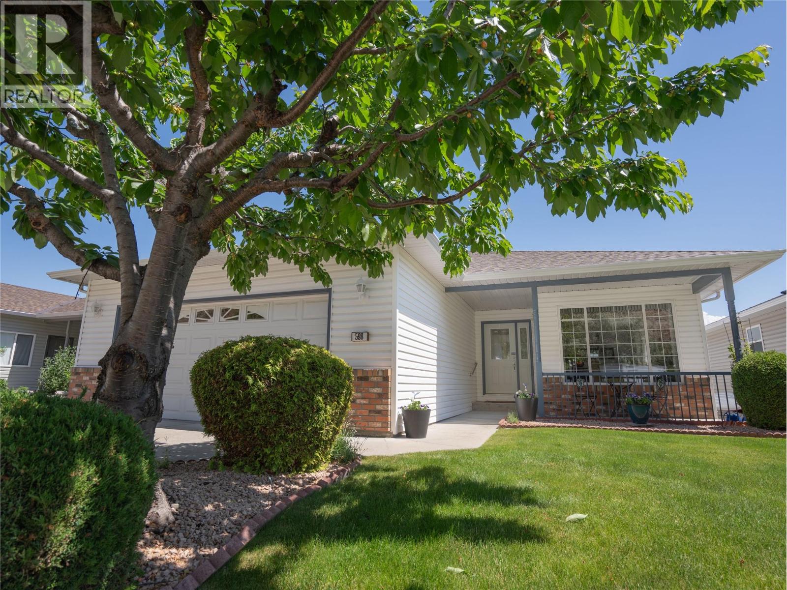 MLS® listing #29833531 for sale located at 598 RED WING Drive