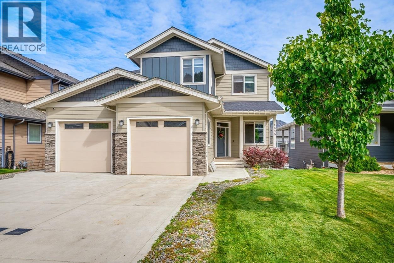MLS® listing #29836925 for sale located at 1535 EMERALD Drive