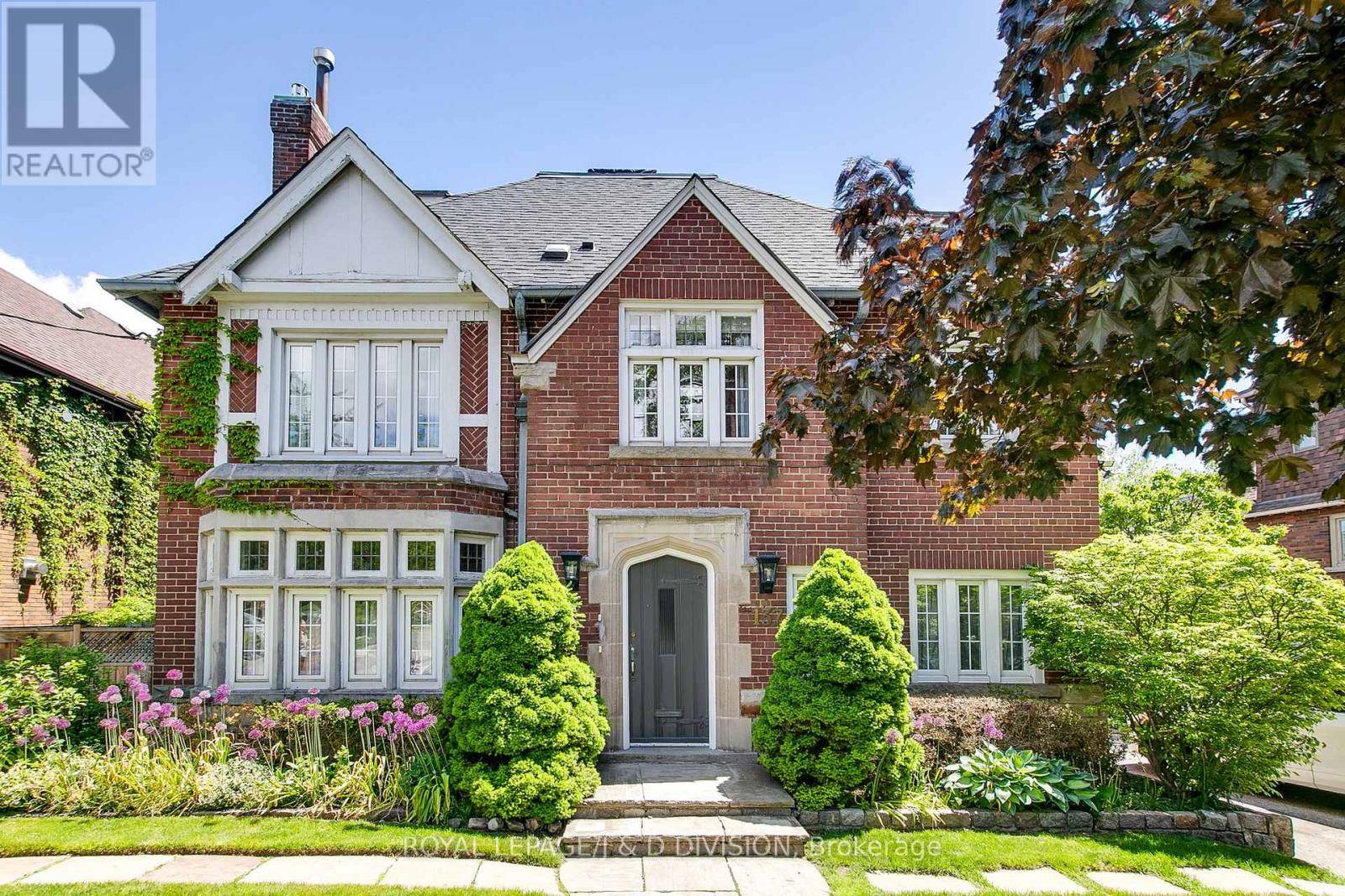 MLS® listing #29836937 for sale located at 137 HIGHBOURNE ROAD