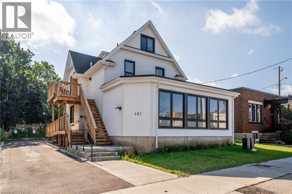 MLS® listing #29837827 for sale located at 161 VICTORIA Street S