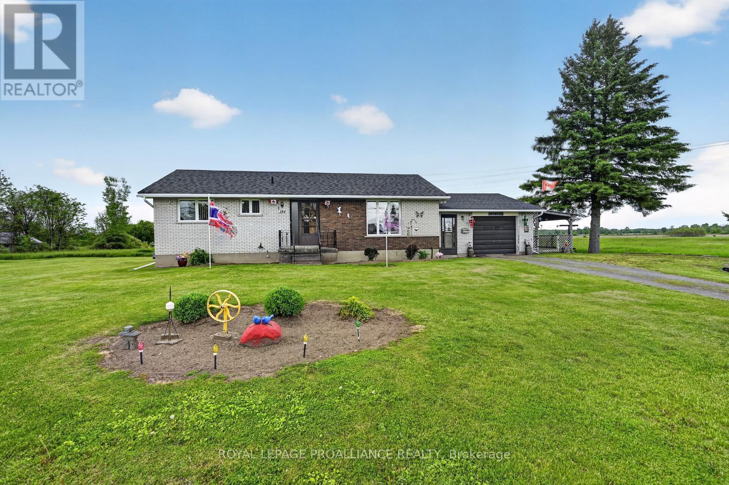 MLS® listing #29838015 for sale located at 184 SHANLY ROAD