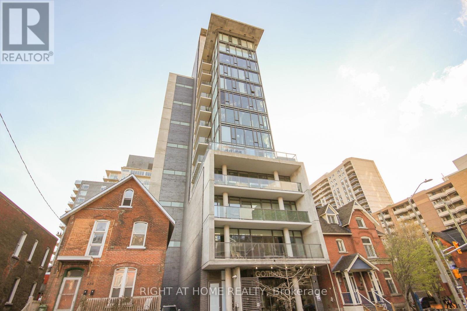 MLS® listing #29838062 for sale located at 1002 - 224 LYON STREET