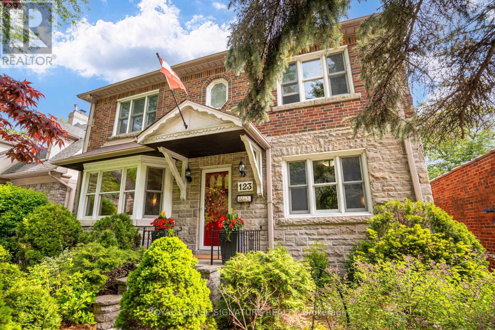 MLS® listing #29838081 for sale located at 123 SOUTH KINGSWAY