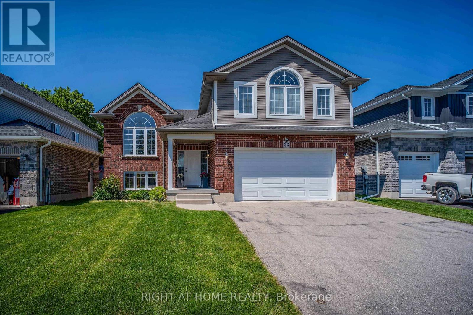 MLS® listing #29838086 for sale located at 146 JACOB STREET W