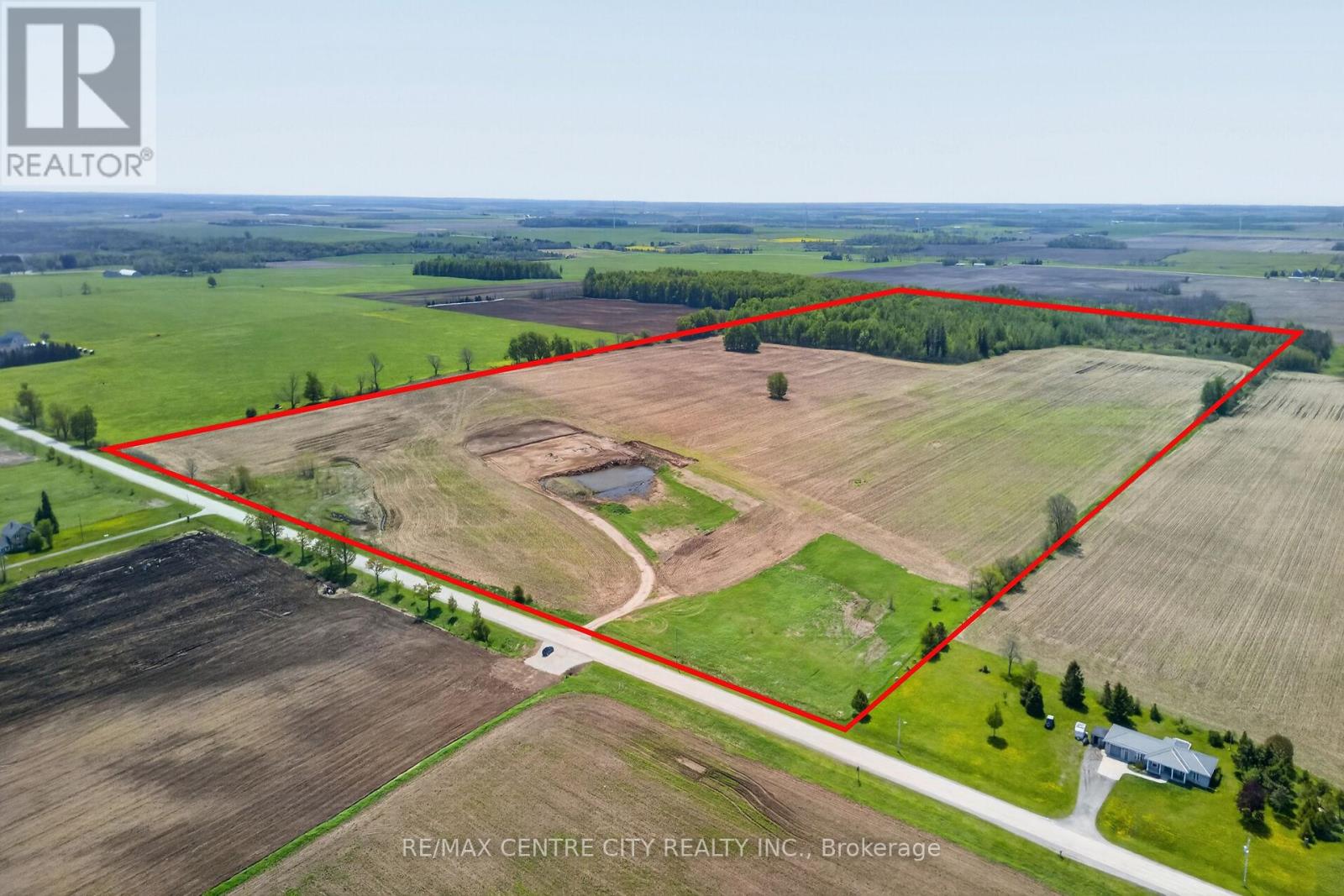 MLS® listing #29838461 for sale located at 773 CONCESSION 2 ROAD