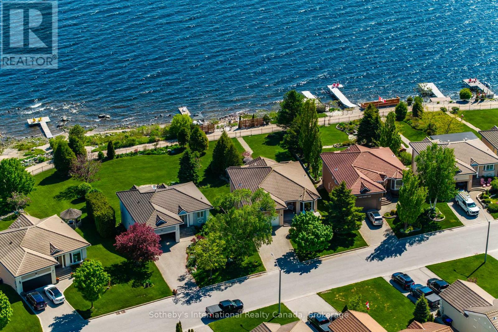 MLS® listing #29838480 for sale located at 325 ABERDEEN BOULEVARD