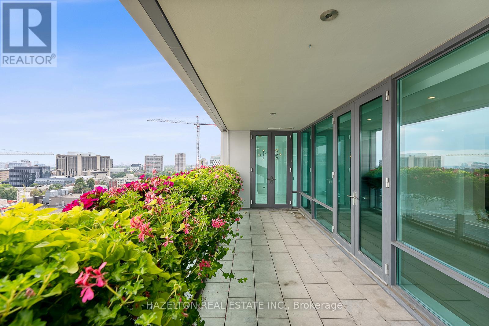MLS® listing #29838496 for sale located at 1402 - 206 BLOOR STREET W