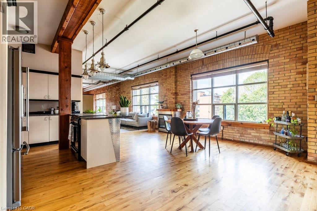 MLS® listing #29839205 for sale located at 36 MARGARET Street Unit# 44