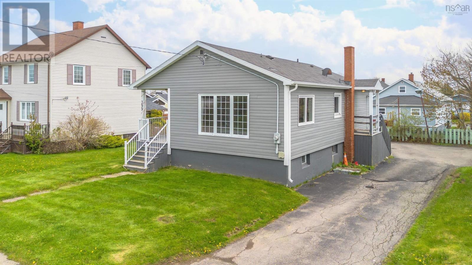 MLS® listing #29840245 for sale located at 399 York Street Street