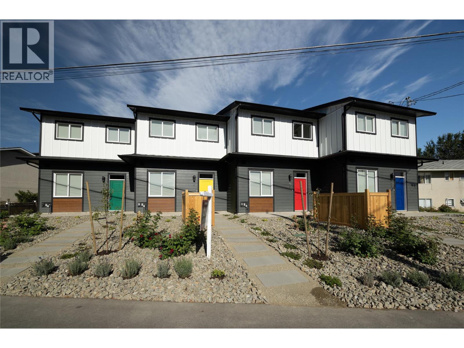 MLS® listing #29840526 for sale located at 159 CHESTNUT Avenue