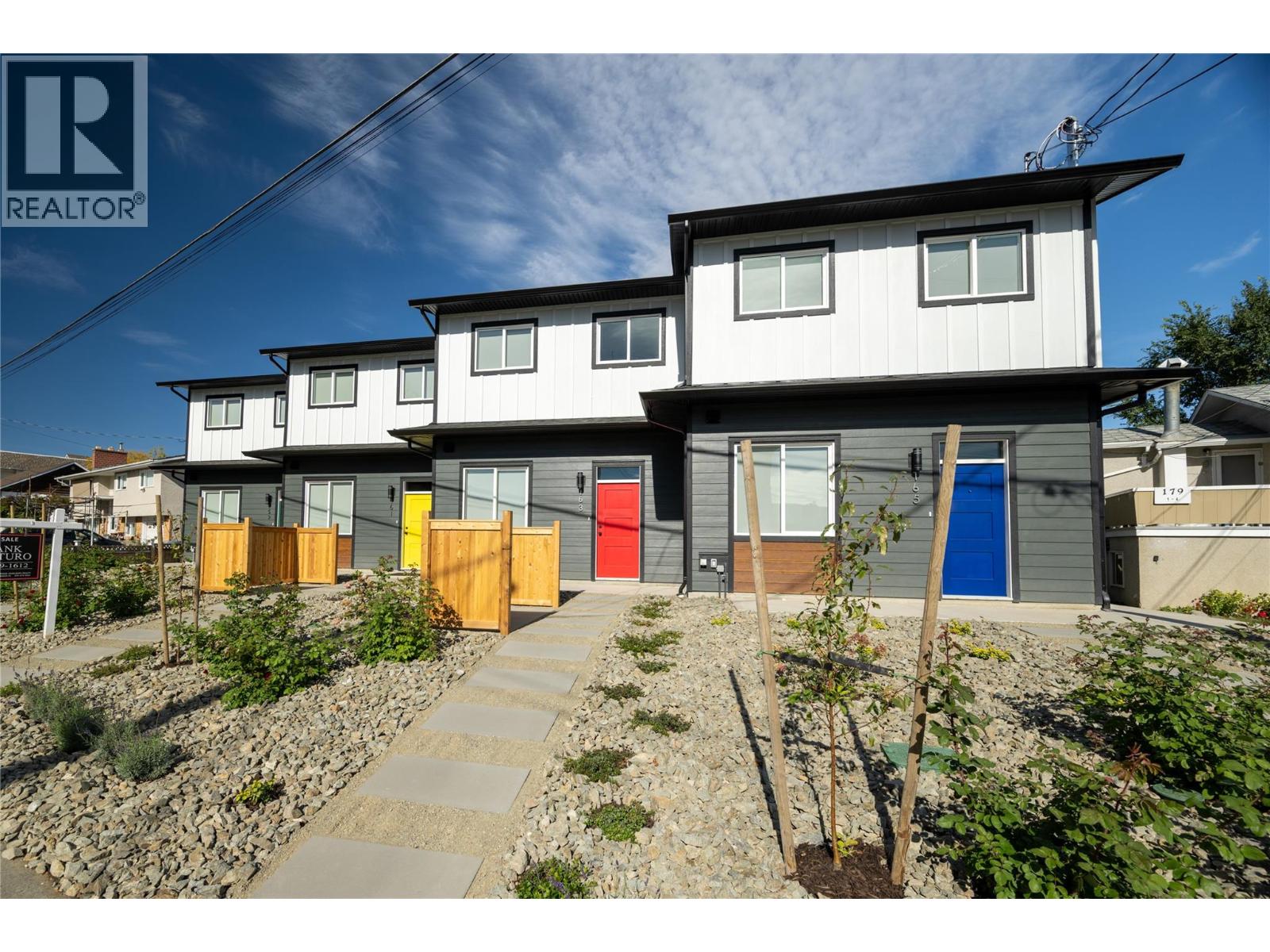 MLS® listing #29840660 for sale located at 163 CHESTNUT Avenue