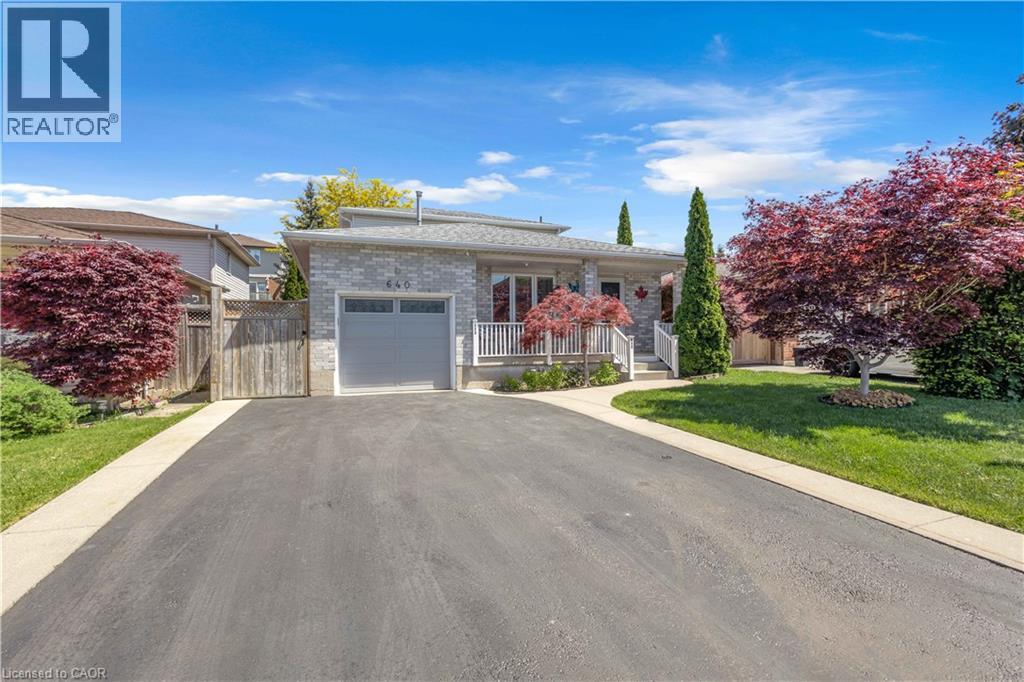 MLS® listing #29844742 for sale located at 640 ACADIA Drive