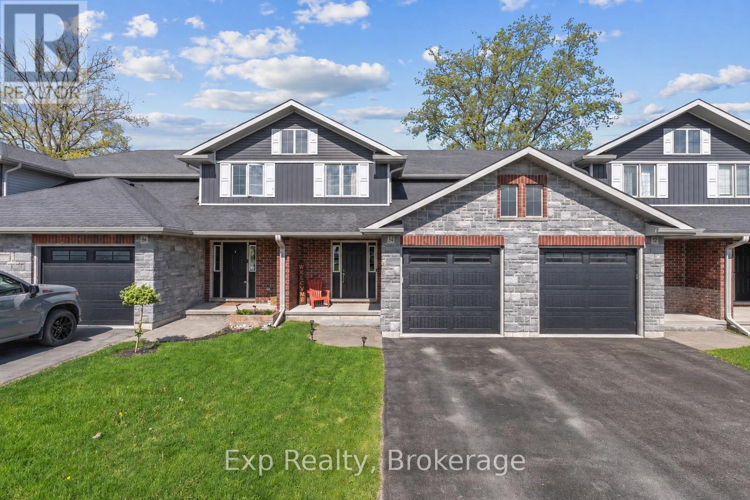 MLS® listing #29844883 for sale located at 54 CORTLAND CRESCENT