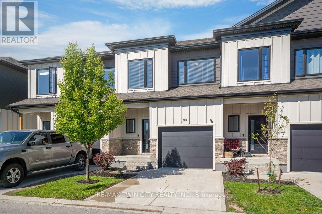 MLS® listing #29846212 for sale located at 605 - 360 QUARTER TOWN LINE