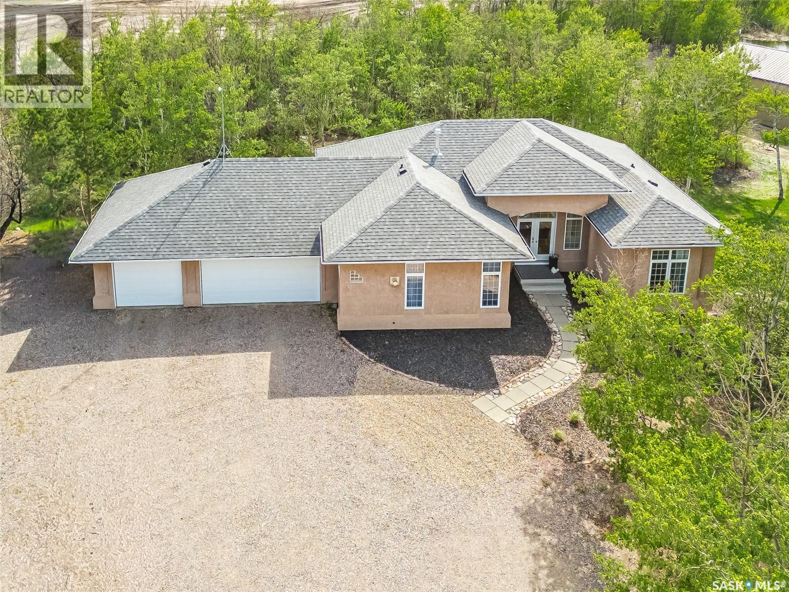 MLS® listing #29846598 for sale located at 2 DISCOVERY TRAIL