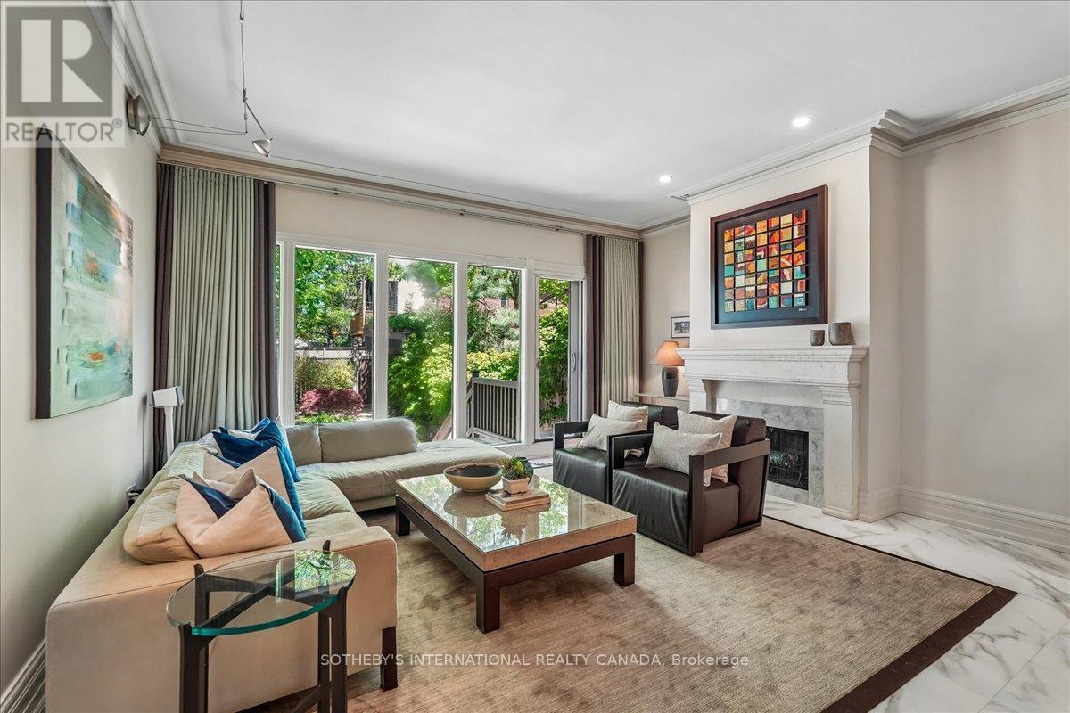MLS® listing #29846934 for sale located at 9 ROSE AVENUE