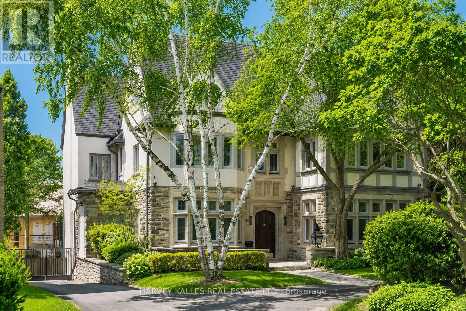 MLS® listing #29847201 for sale located at 90 OLD FOREST HILL ROAD