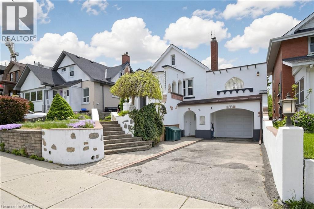 MLS® listing #29847972 for sale located at 287 E COURTLAND Avenue E