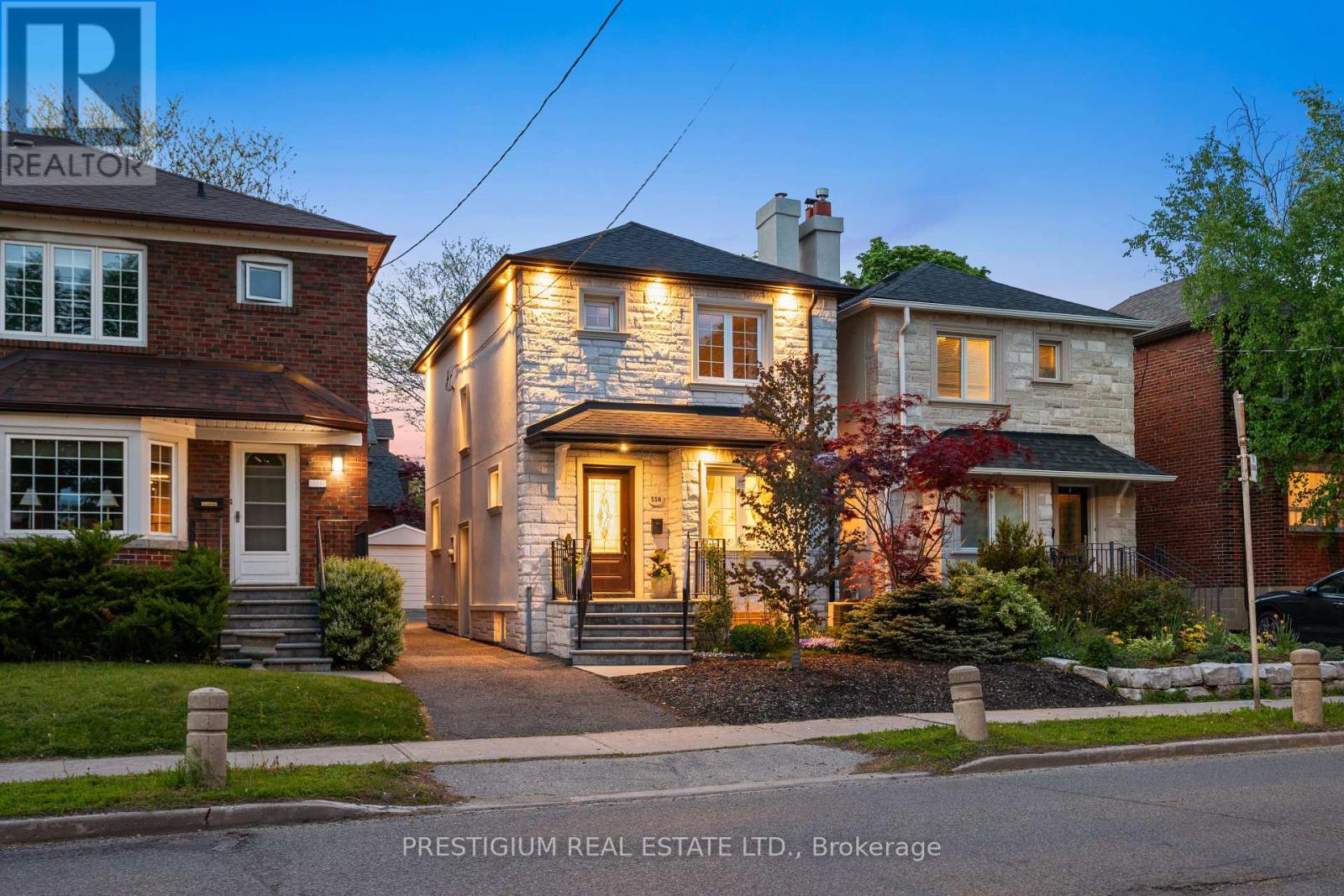 MLS® listing #29849194 for sale located at 556 DAVISVILLE AVENUE