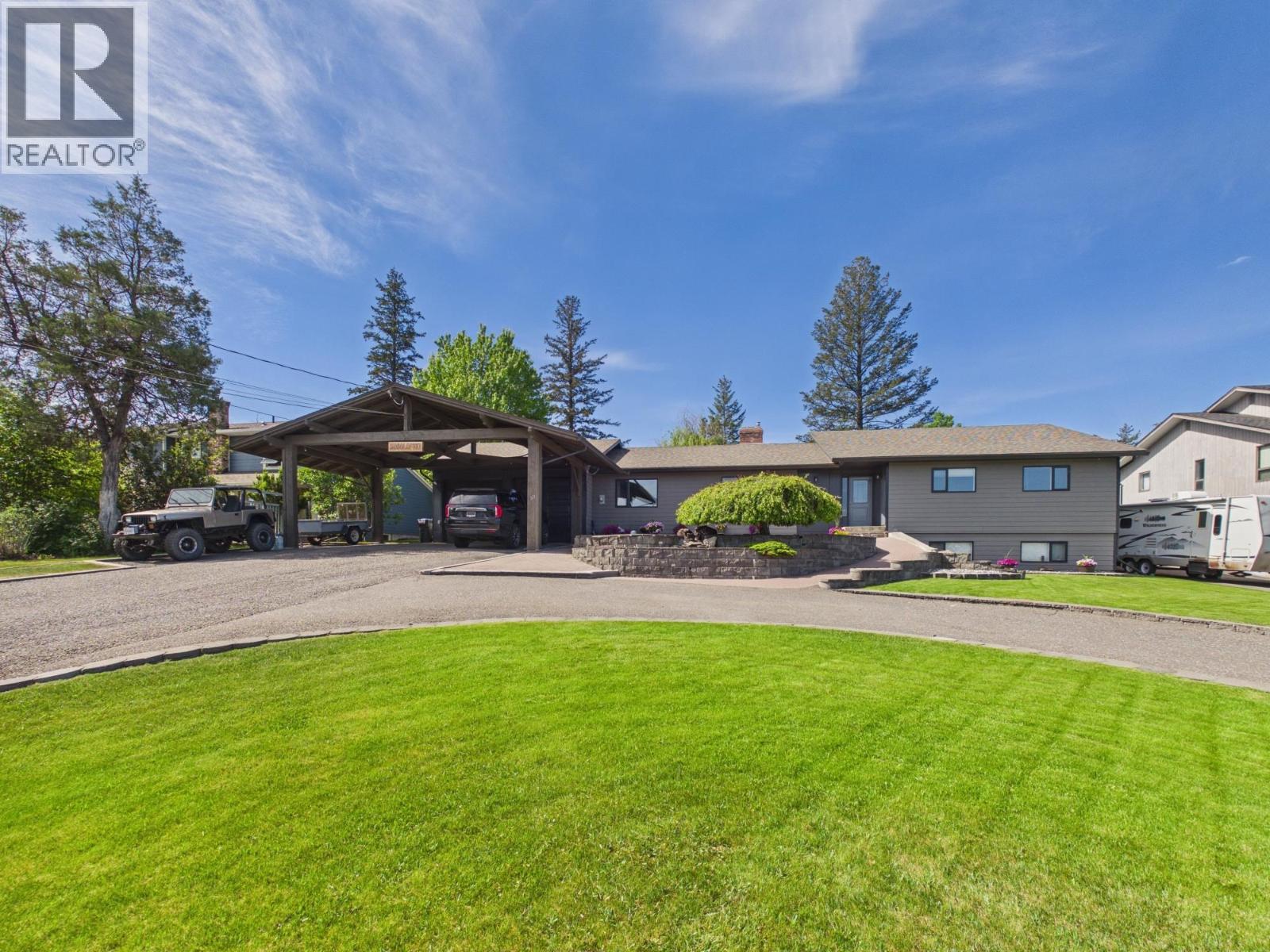 MLS® listing #29850740 for sale located at 33 FAIRVIEW DRIVE