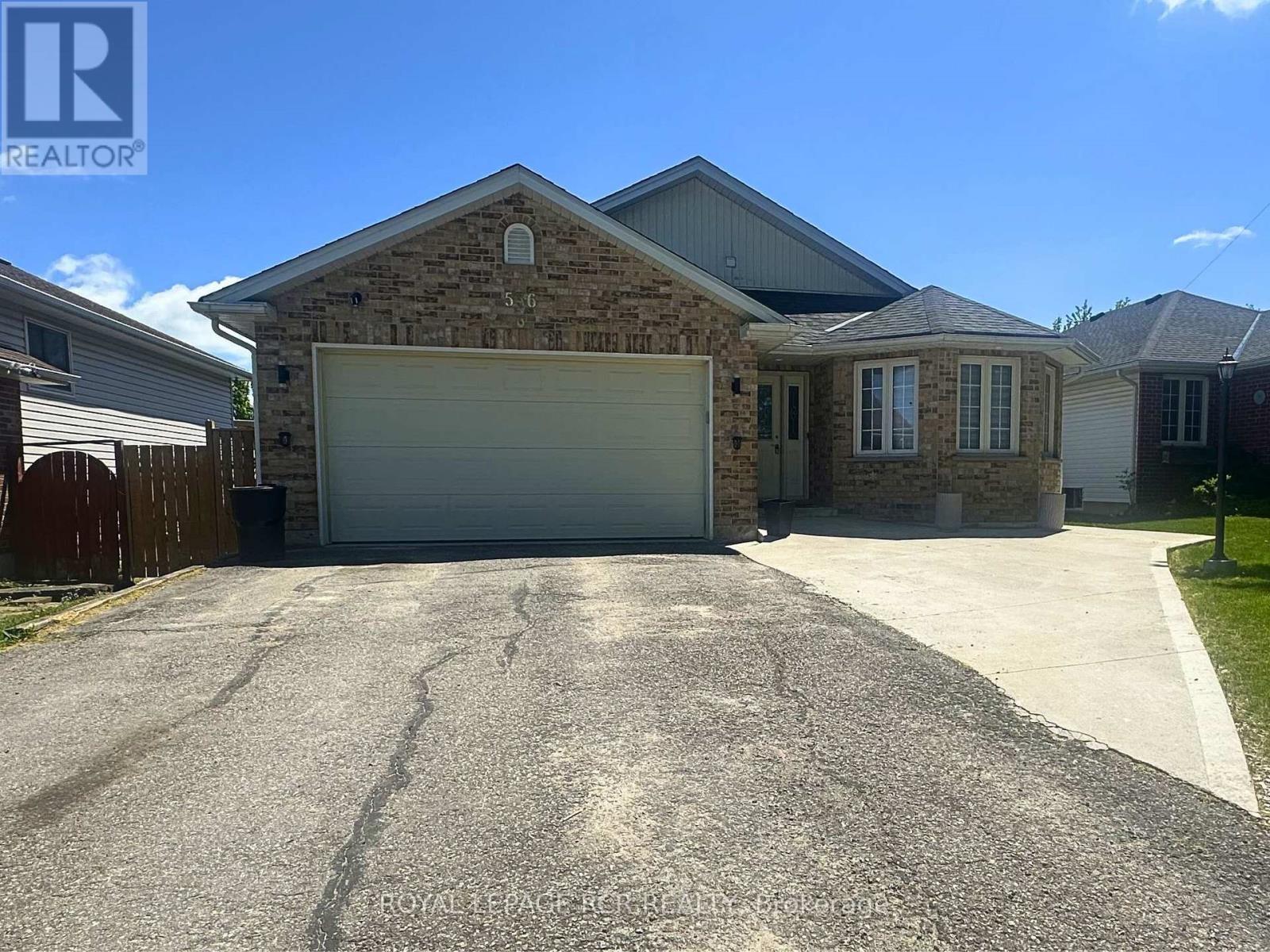 MLS® listing #29851472 for sale located at MAIN - 536 FIDDLE PARK LANE