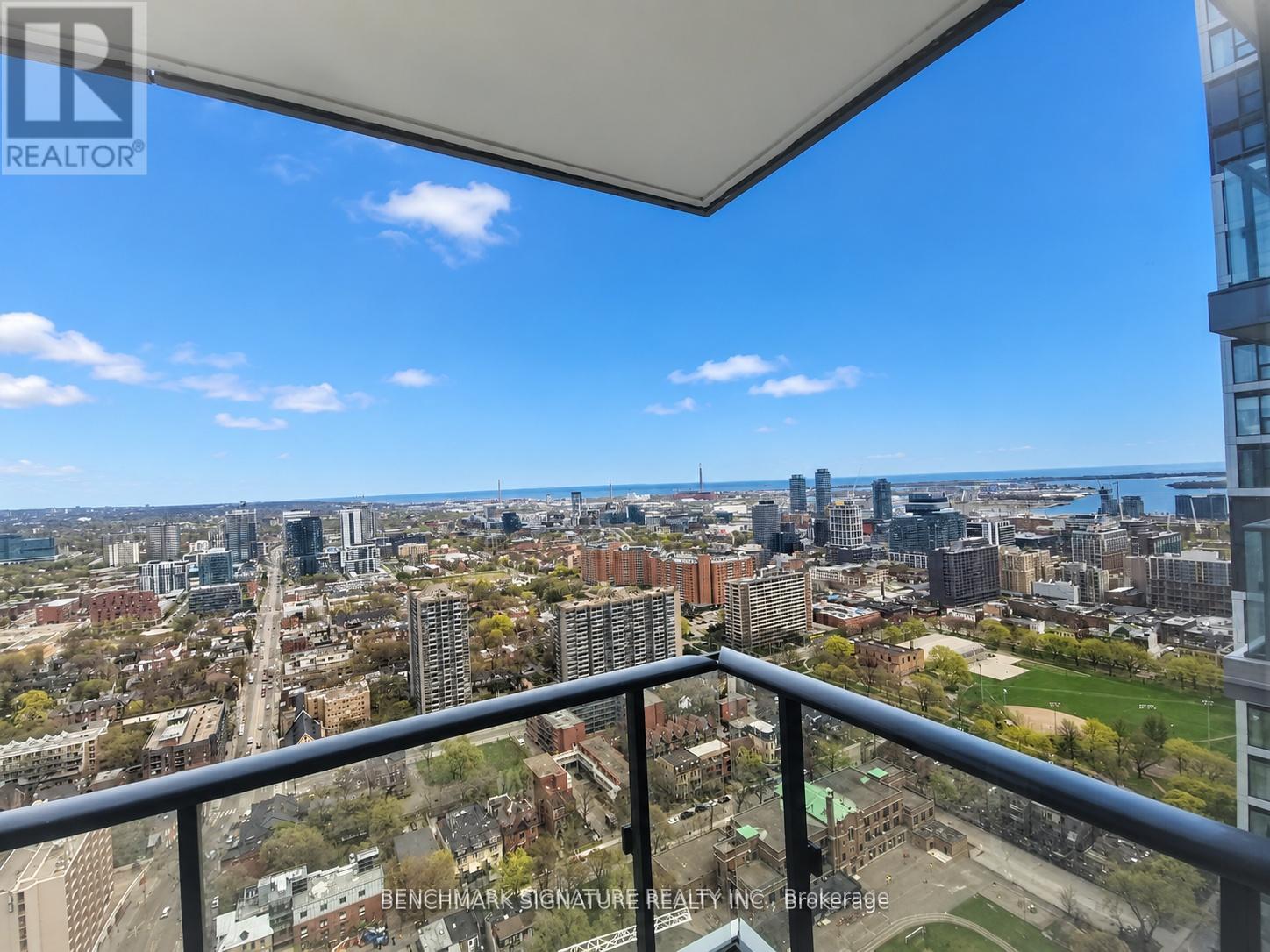 MLS® listing #29851483 for sale located at 4015 - 251 JARVIS STREET