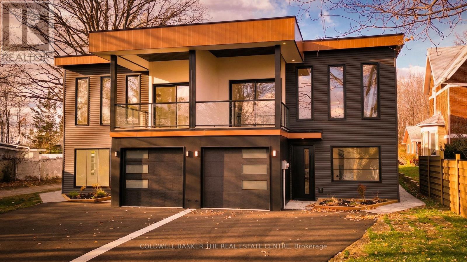 MLS® listing #29851672 for sale located at 62 GRAY STREET