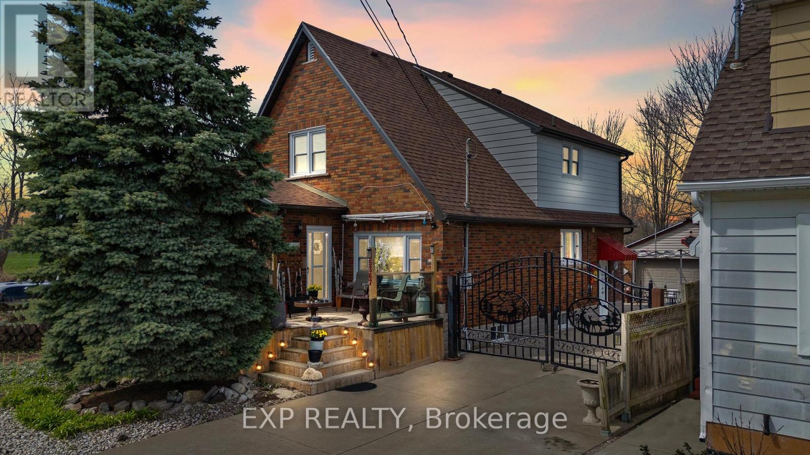 MLS® listing #29851819 for sale located at 5367 KITCHENER STREET
