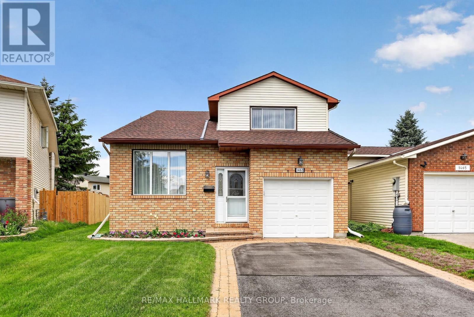 MLS® listing #29852353 for sale located at 1463 KAMOURASKA CIRCLE