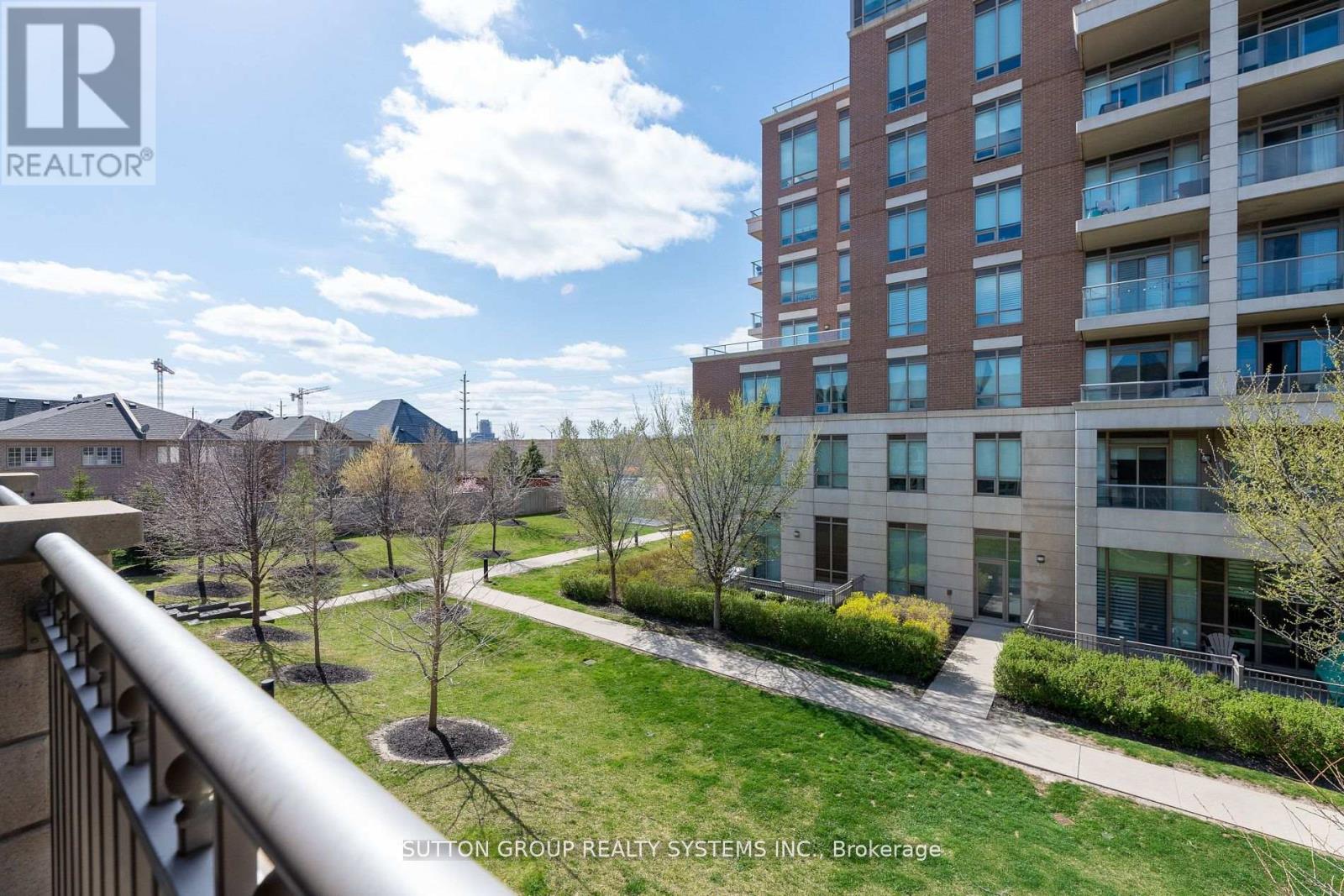 MLS® listing #29852389 for sale located at 55 - 2460 PRINCE MICHAEL DRIVE