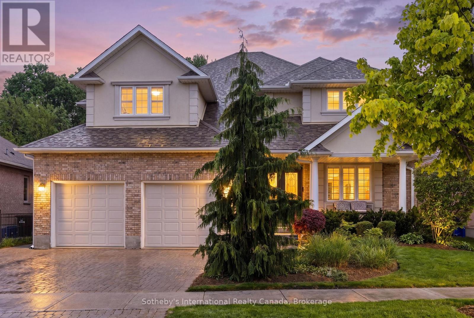 MLS® listing #29852756 for sale located at 59 TEMPLETON DRIVE