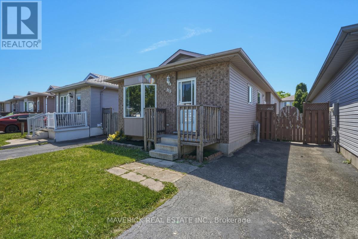 MLS® listing #29853382 for sale located at 315 SIMPSON CRESCENT