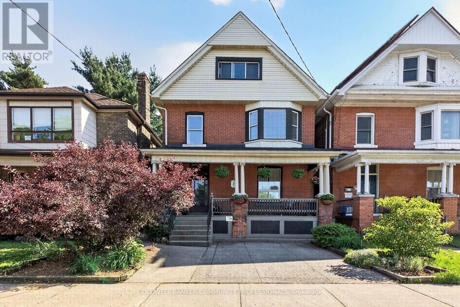 MLS® listing #29853402 for sale located at 68 DELAWARE AVENUE