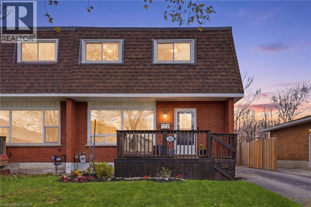 MLS® listing #29853495 for sale located at 282 ROACH Avenue