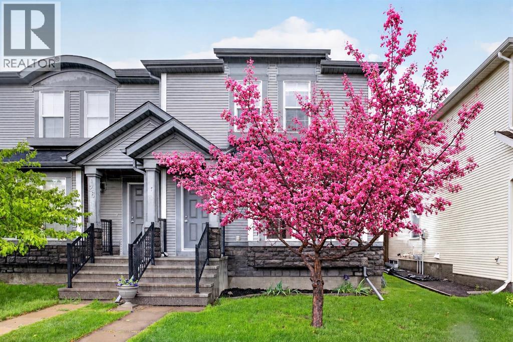 MLS® listing #29853553 for sale located at 22 Autumn Green SE