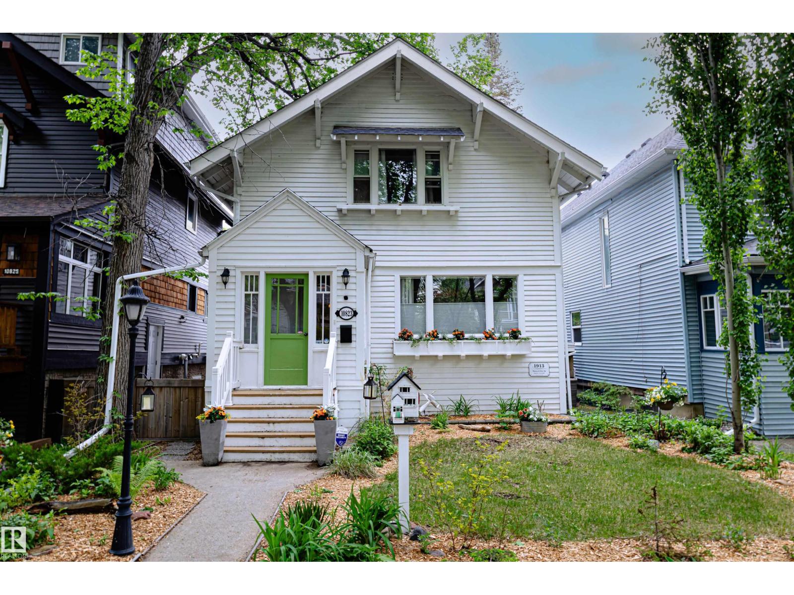 MLS® listing #29854091 for sale located at 10823 125 ST NW