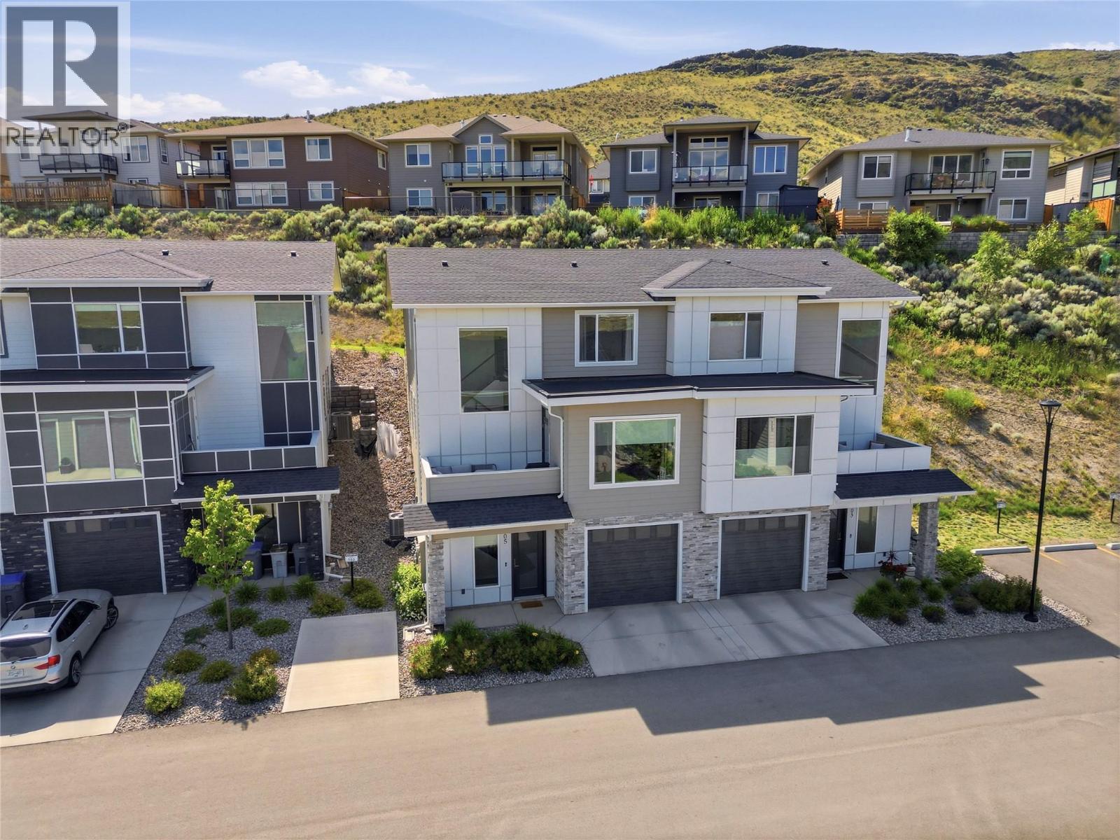 MLS® listing #29854683 for sale located at 2045 STAGECOACH Drive Unit# 105