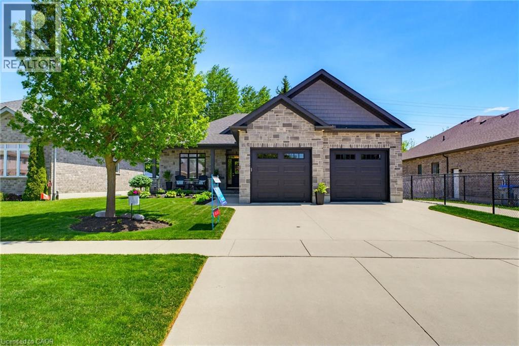 MLS® listing #29855028 for sale located at 560 ROGERS Road