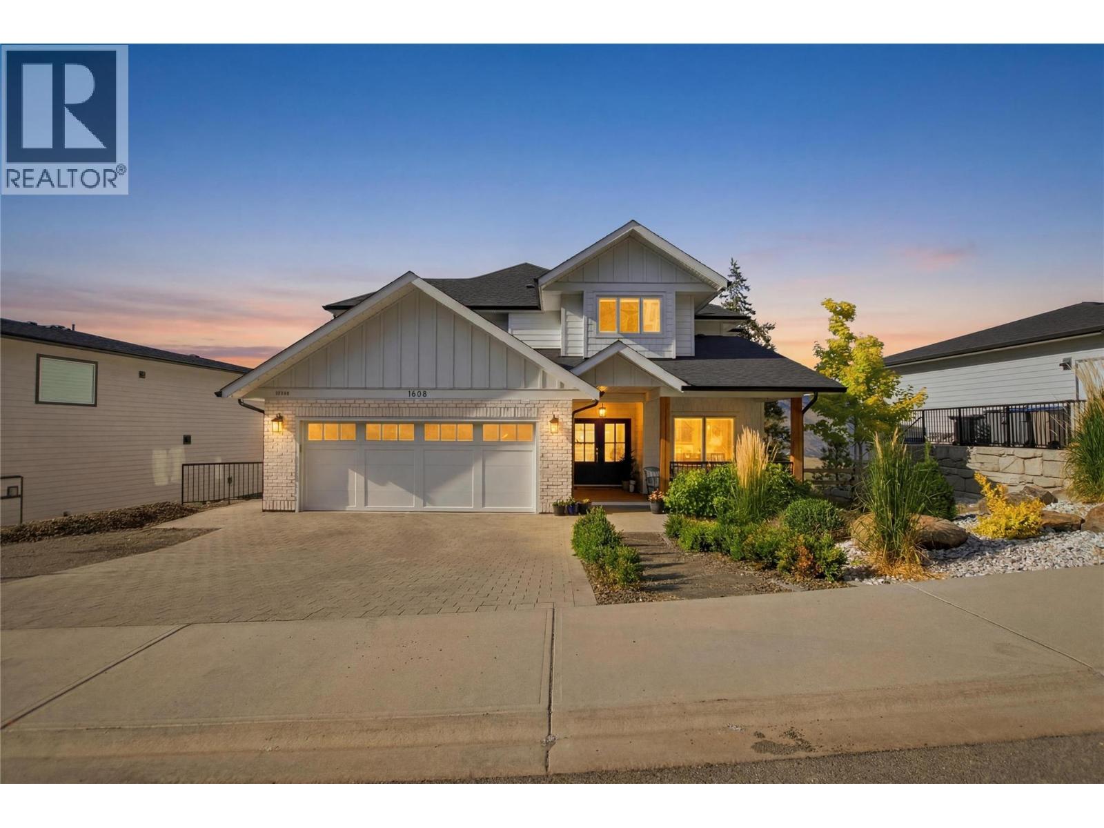 MLS® listing #29855953 for sale located at 1688 Balsam Place